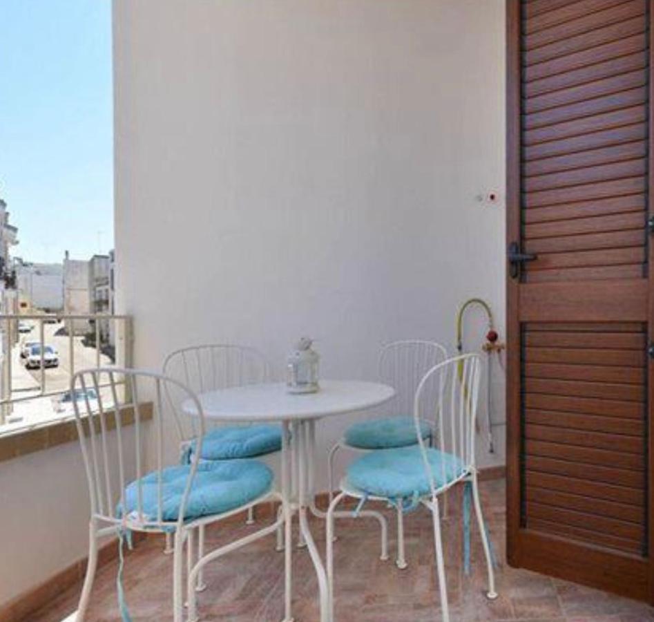 Appartement Trilocale In Centro A Otrante Extérieur photo